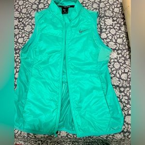 Nike mint colored running vest! Size medium! Wore once!